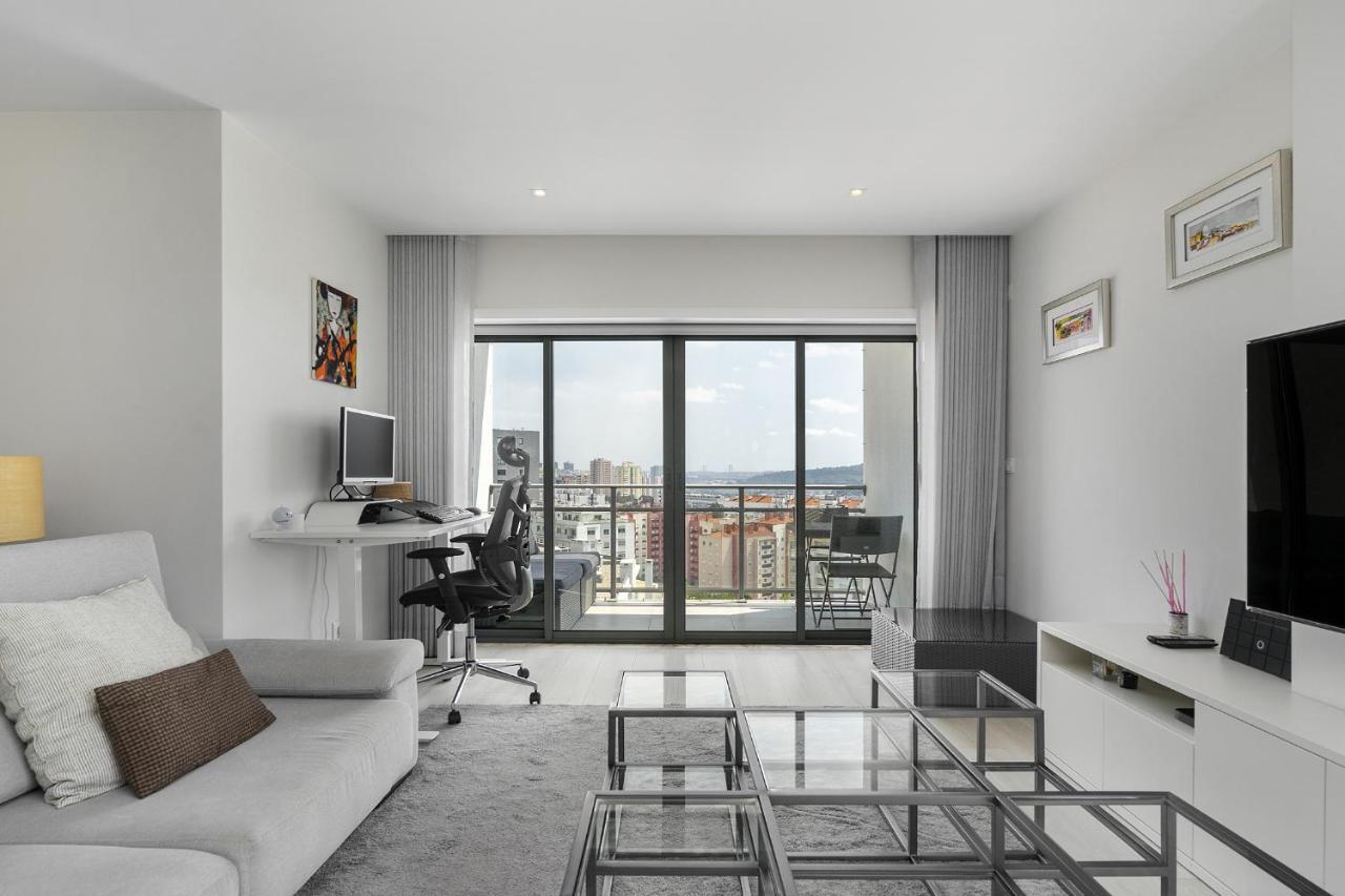 Whome Family - Urban Retreat With Parking, Ac, Elevator In Great Location Appartement *